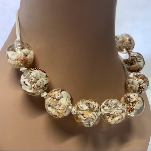 Chunky Bubblegum Bead Necklace Seashell Beach Summer Shell Jewelry - Picture 2 of 7